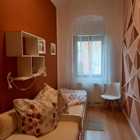 Xenia Apartment *